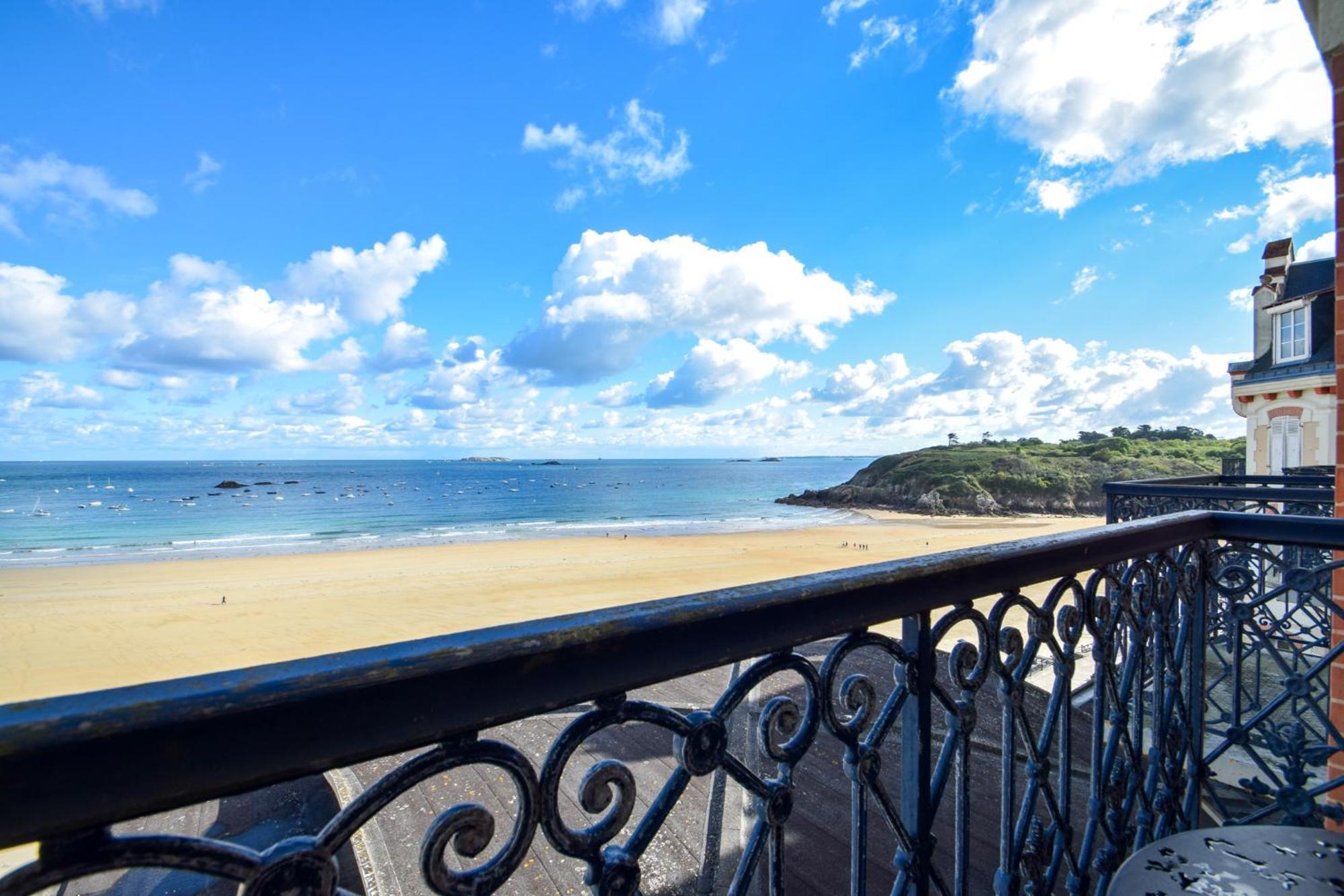 Appartement 4 Pers Vue Mer Au Grand Hotel Saint-Lunaire Dış mekan fotoğraf